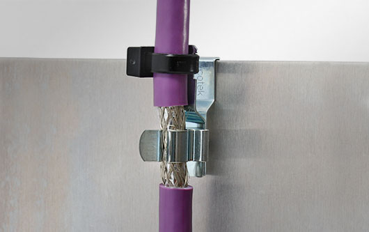 Shield clamps, pluggable